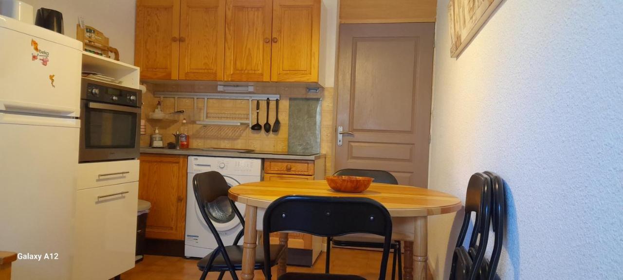 Studio-Cabine 4 Pers, Wifi Et Garage. Ax-les-Thermes Dış mekan fotoğraf
